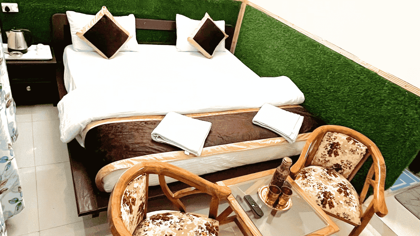 hotel shivlinga villa (10).png